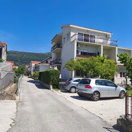 Apartment Ljubica Kastela